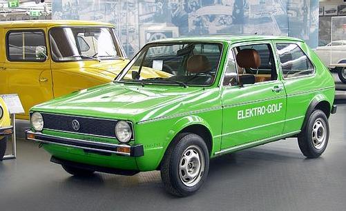 - Volkswagen GOLF Electric 1. generace 1977 v muzeu ve Wolfsburgu -